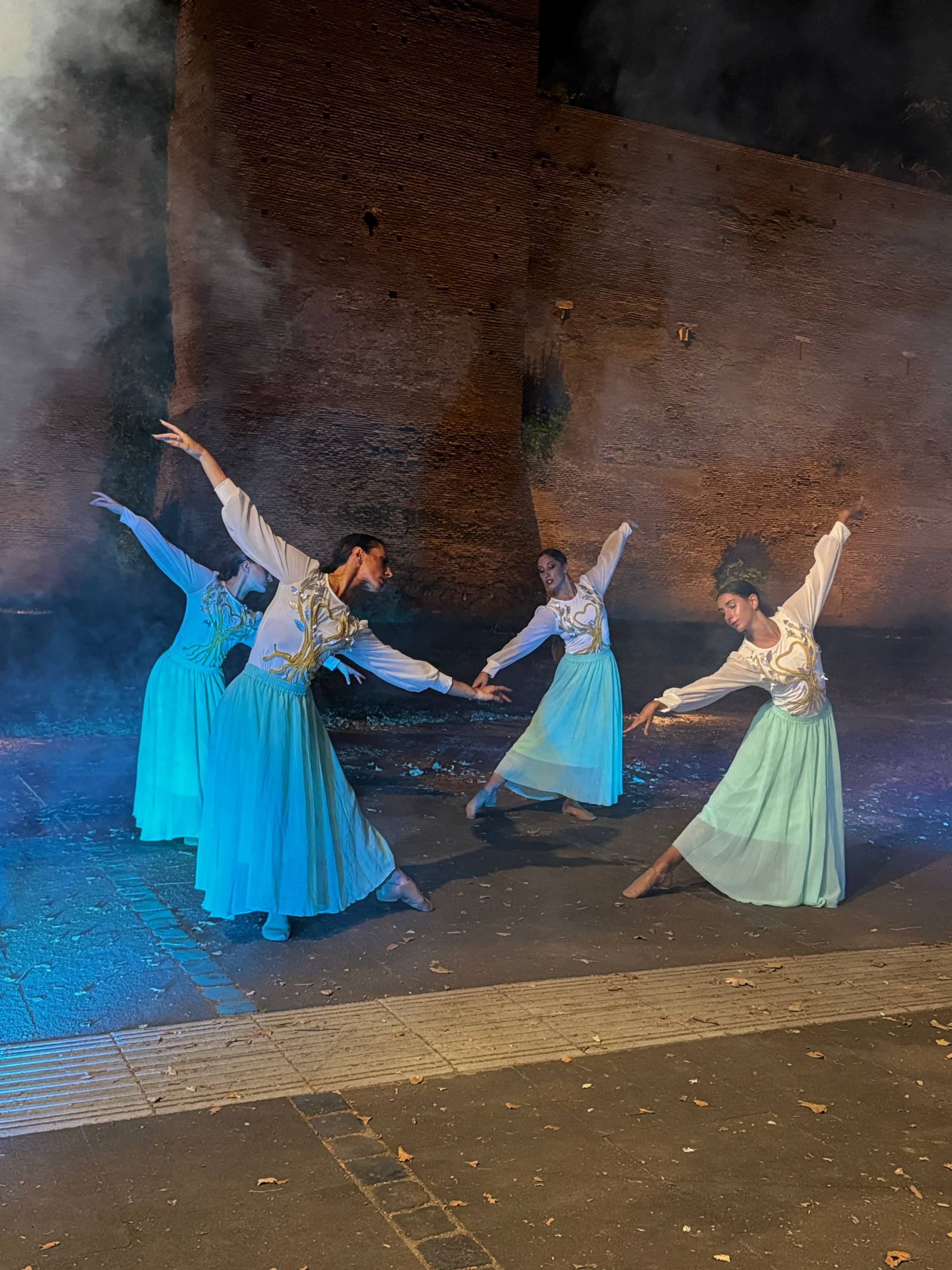 Coreografia Divino Amore al Teatro Orione